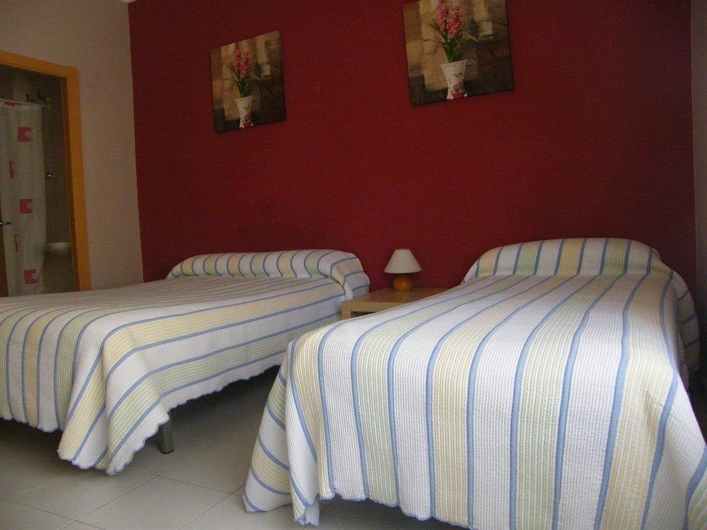 Pension Corona Zaragoza Exterior photo